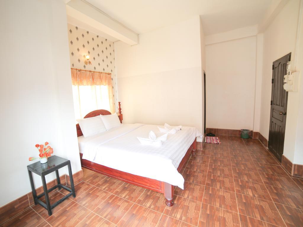 Maylay Guesthouse Ванг-Виенг Экстерьер фото