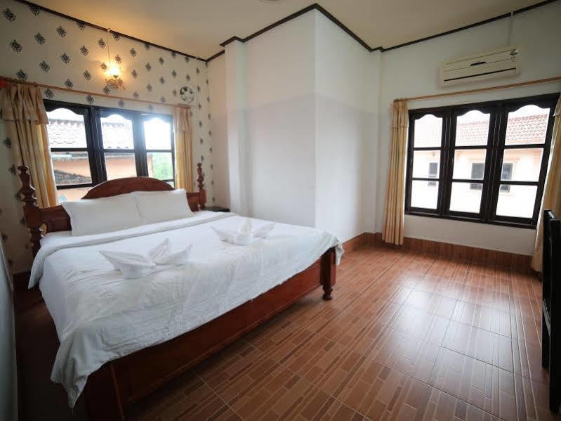 Maylay Guesthouse Ванг-Виенг Экстерьер фото